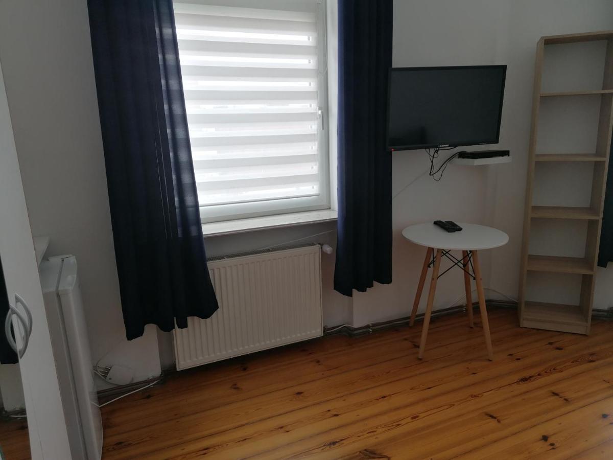 Hostel Tulip - Pokoj 5 Ze Wspolna Lazienka I Kuchnia Stettino Esterno foto