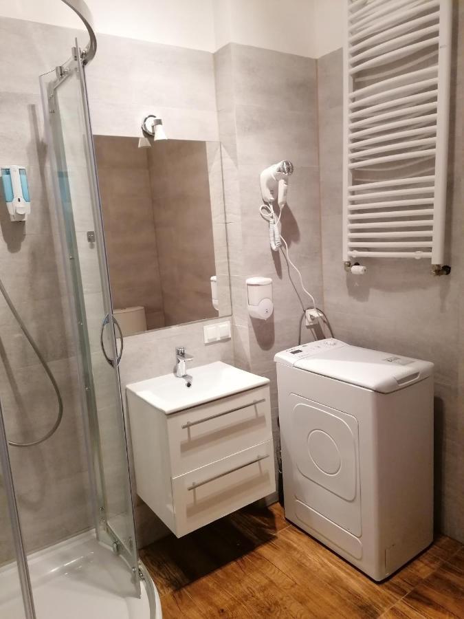 Hostel Tulip - Pokoj 5 Ze Wspolna Lazienka I Kuchnia Stettino Esterno foto