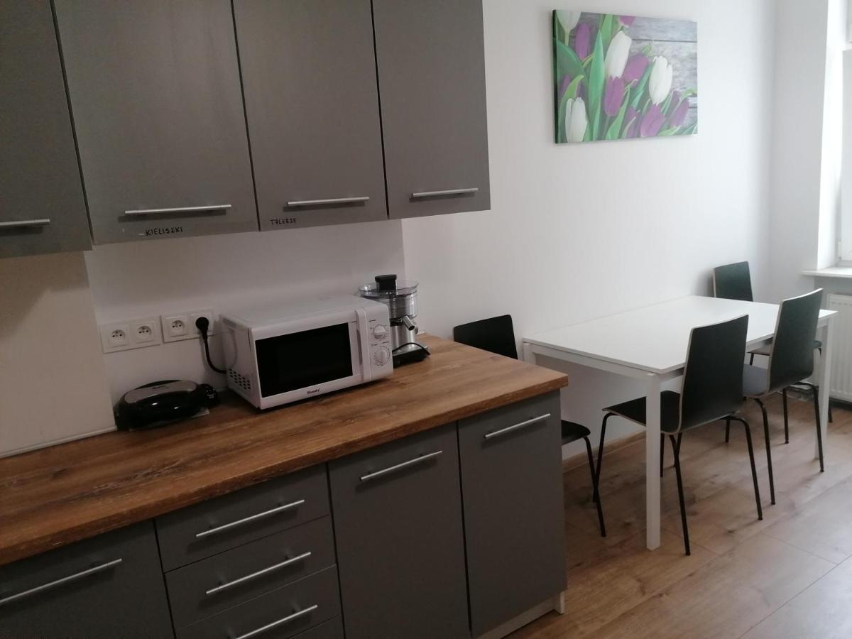 Hostel Tulip - Pokoj 5 Ze Wspolna Lazienka I Kuchnia Stettino Esterno foto