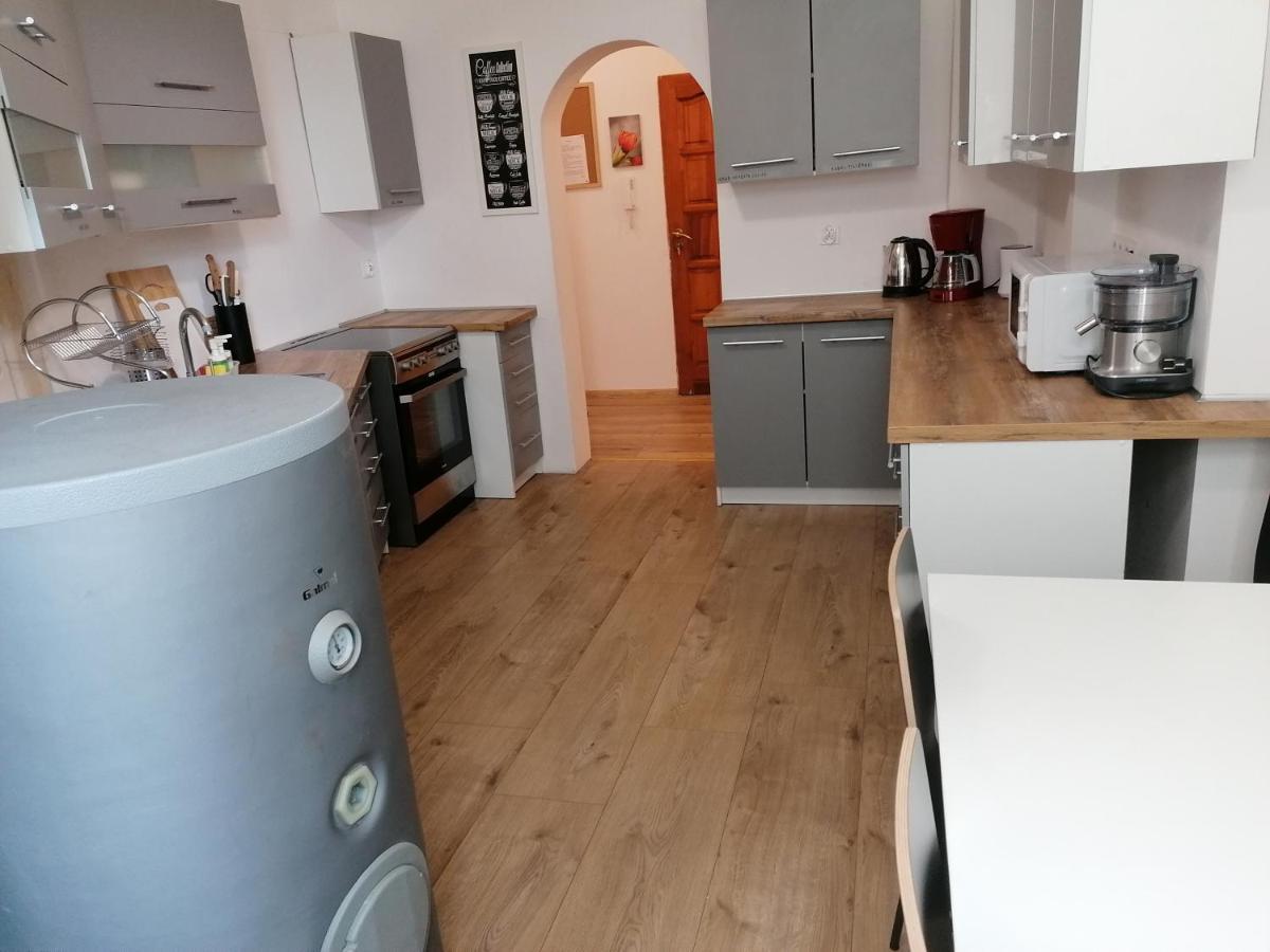 Hostel Tulip - Pokoj 5 Ze Wspolna Lazienka I Kuchnia Stettino Esterno foto