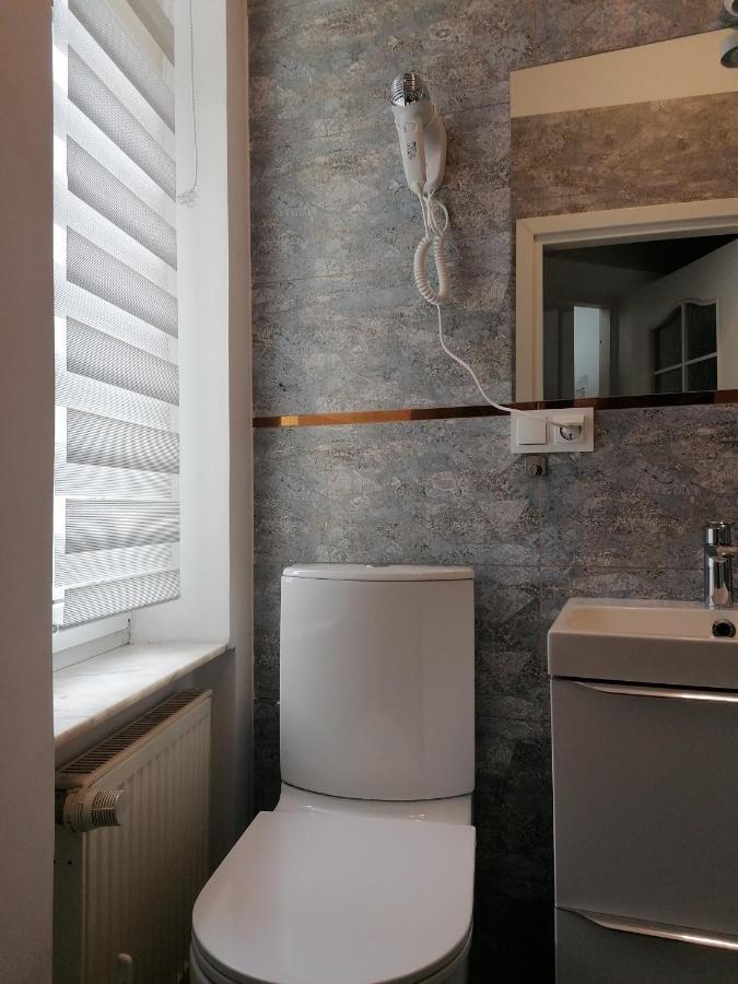 Hostel Tulip - Pokoj 5 Ze Wspolna Lazienka I Kuchnia Stettino Esterno foto