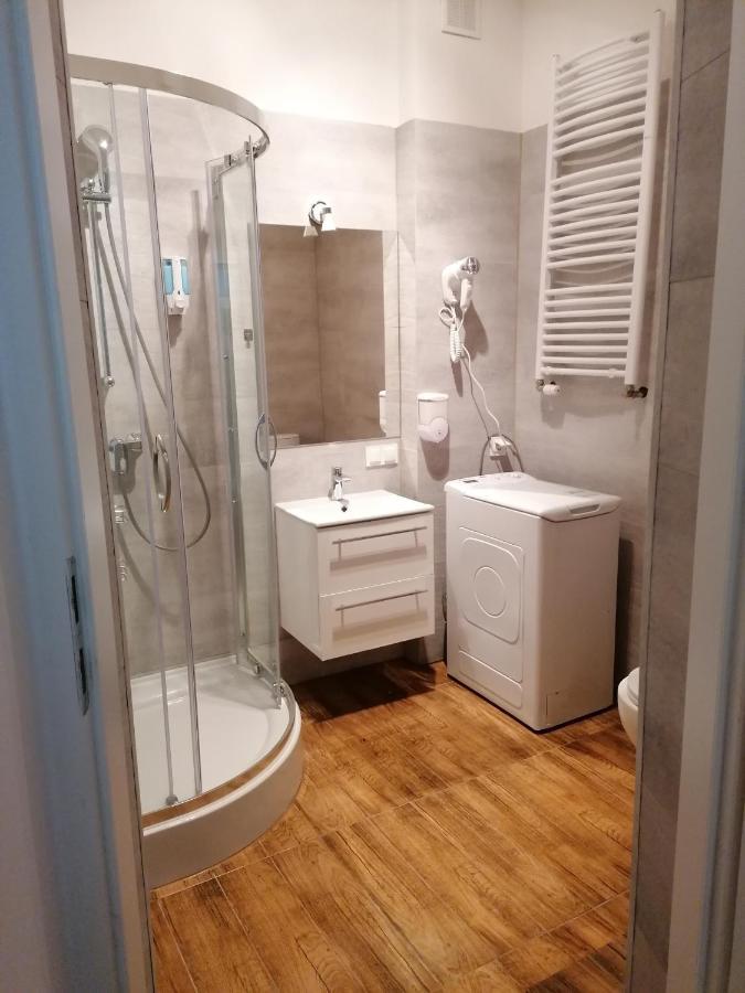 Hostel Tulip - Pokoj 5 Ze Wspolna Lazienka I Kuchnia Stettino Esterno foto